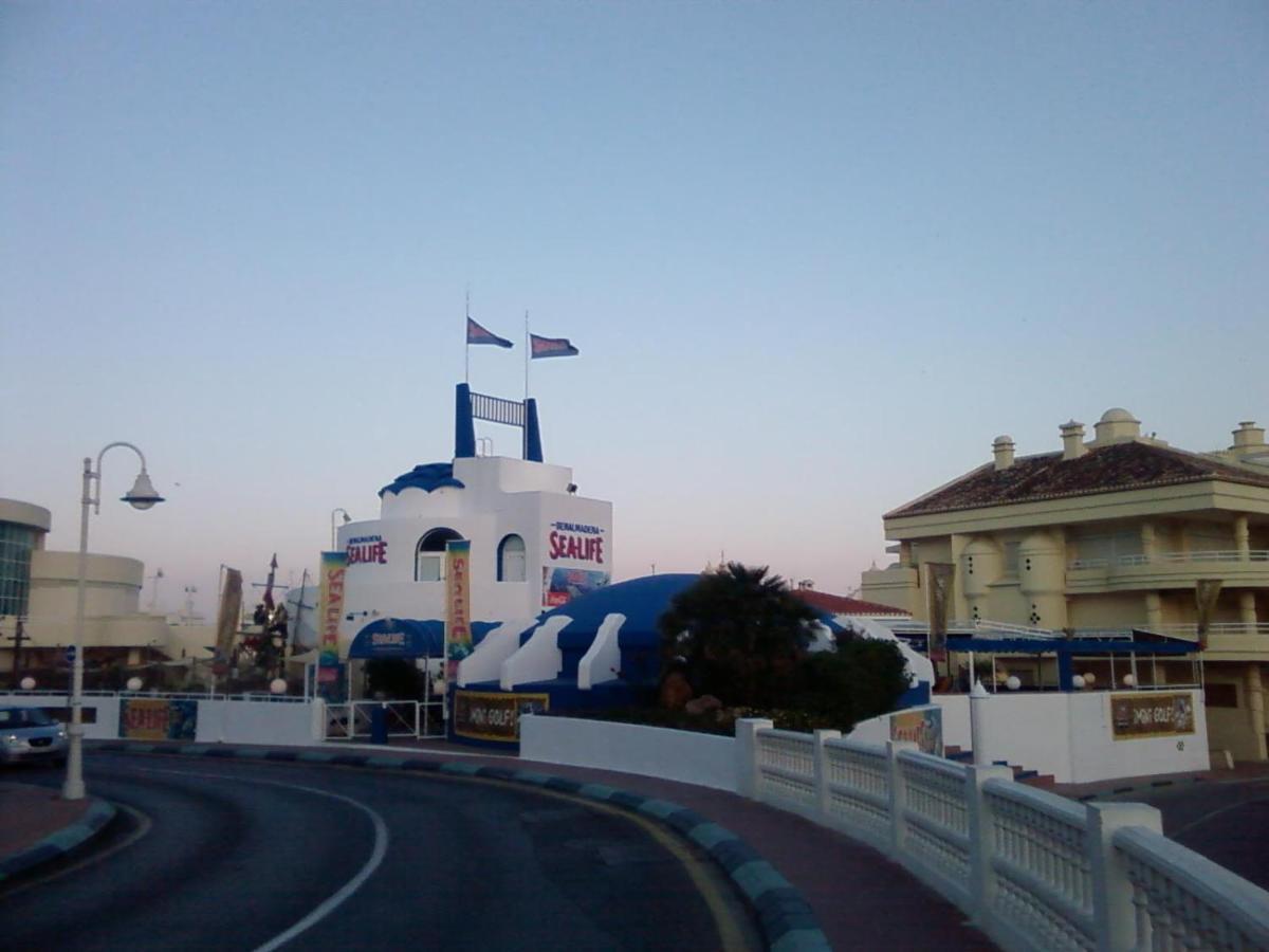 Estudio Benalbeach Primera Linea De Playa Benalmadena Exterior photo